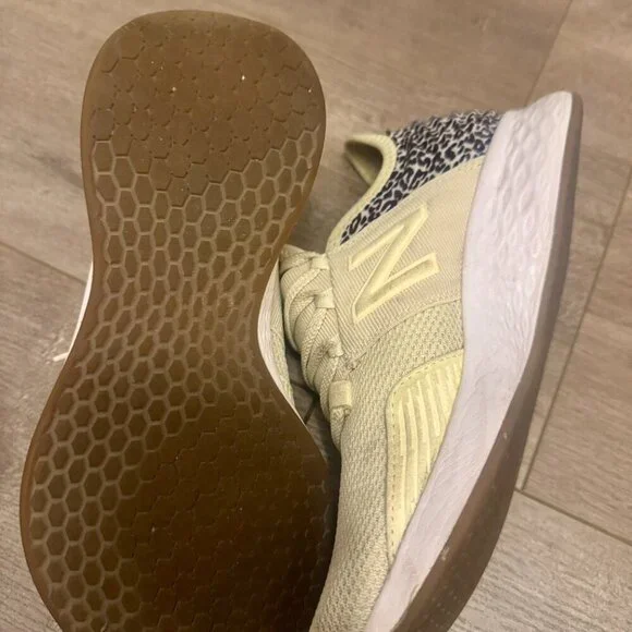 New Balance Fresh Foam ROAV | Leopard Heel | Size 7.5 ✨  💛 Super cute and comfy - Picture 7 of 10